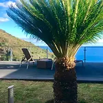 Alex,pool And Ocean View * カリェタ