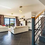 Alex,pool And Ocean View カリェタ