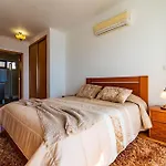 Alex,pool And Ocean View