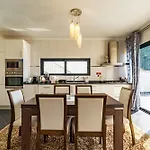 Alex,pool And Ocean View * カリェタ