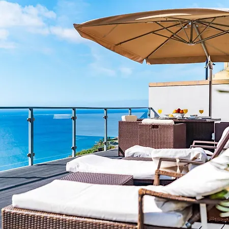 Alex,pool And Ocean View Villa