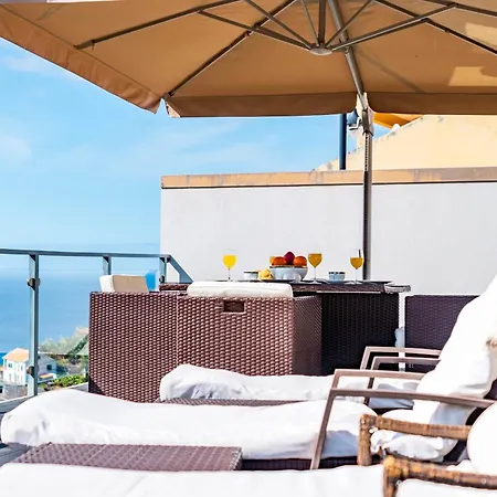 Alex,pool And Ocean View * Calheta (Madeira)