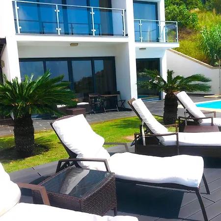 Alex,pool And Ocean View Кальета