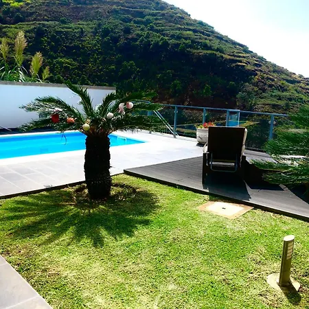 Alex,pool And Ocean View Calheta (Madeira)