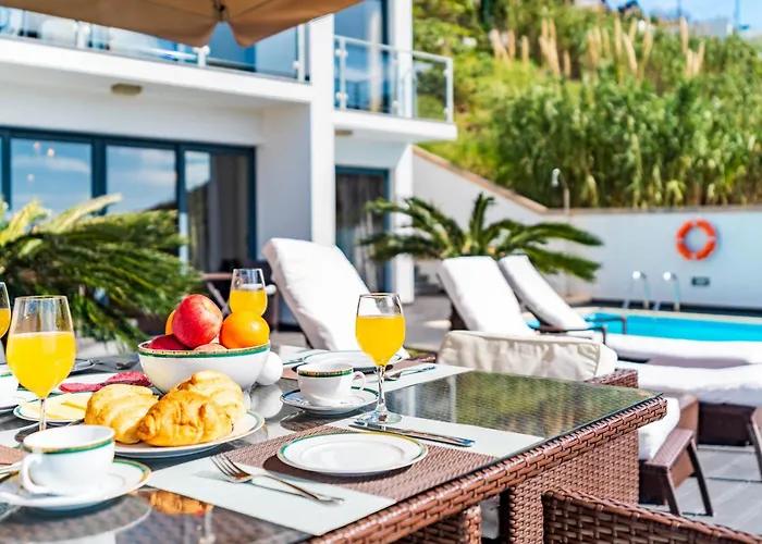 וילה Alex,pool And Ocean View קלייטה